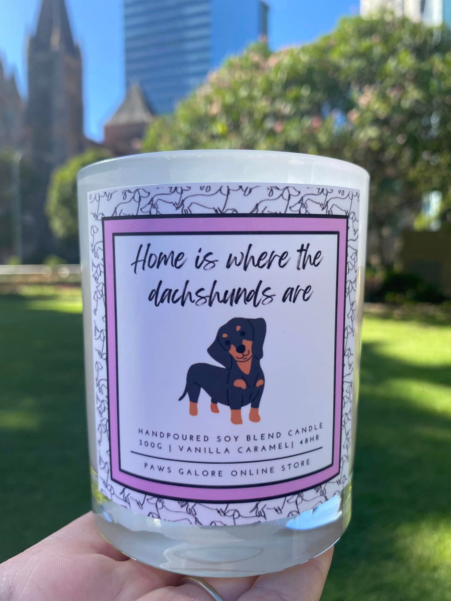 'Home is where the dachshunds are' Jar Candle - Vanilla Caramel Scented