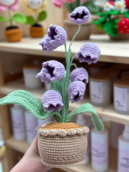 Lily of The Valley Amigurumi